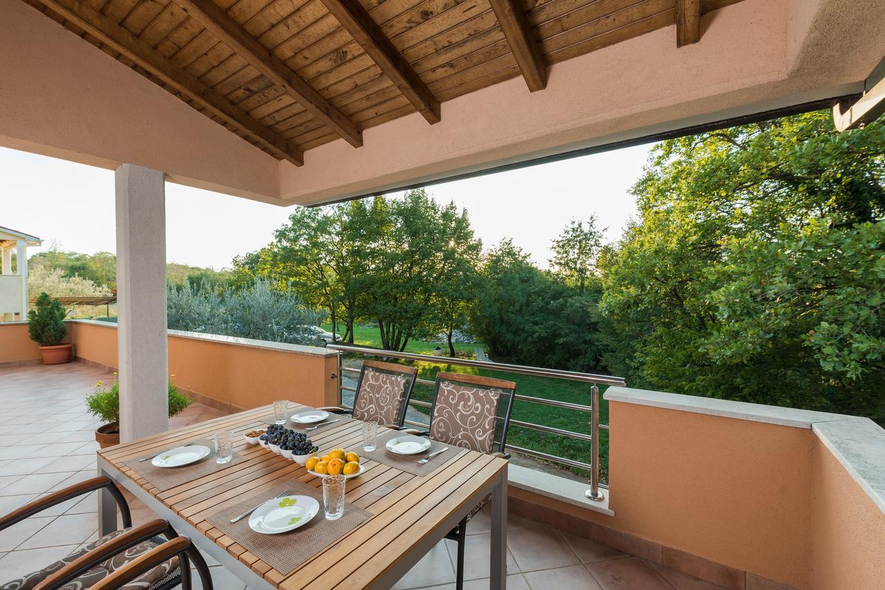 Apartments Karlo & Ivona Labin  Exterior photo