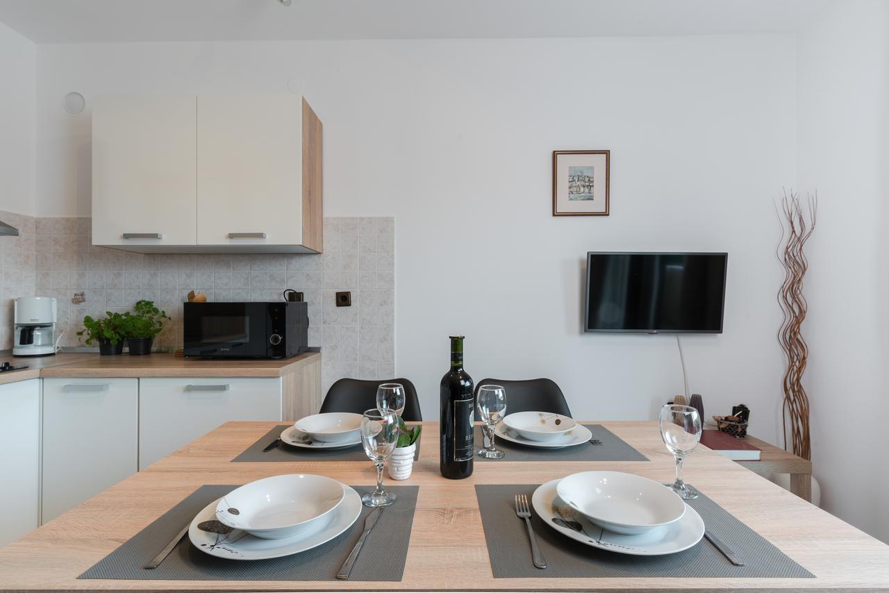 Apartments Karlo & Ivona Labin  Exterior photo