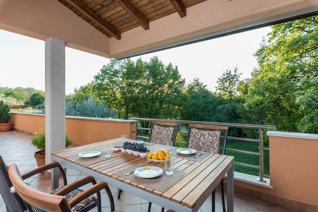 Apartments Karlo & Ivona Labin  Exterior photo